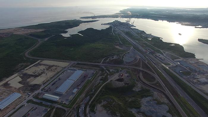 O desenvolvimento se está concentrando, inicialmente, na área de 43,7 quilômetros quadrados, situada a oeste da baía de Mariel e conhecida como Setor A.