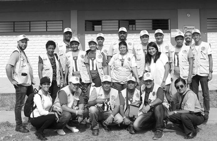 Neste ano, médicos cubanos, integrantes do Contingente Henry Reeve, assistiram aos danificados pelas enchentes em Piura, Peru.