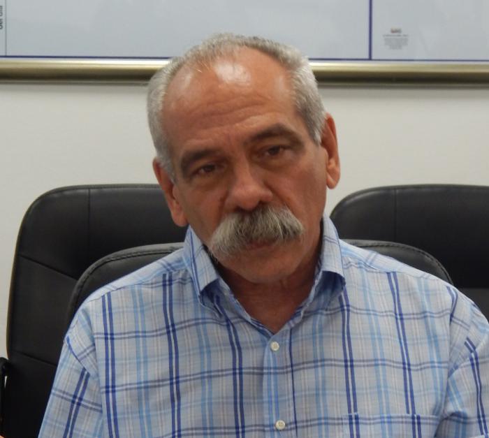 Jorge González Pérez, diretor de Docência do Minsap, expôs que nas 13 universidades de medicina do país será reiniciado o ano letivo paulatinamente, de acordo às características de cada território.