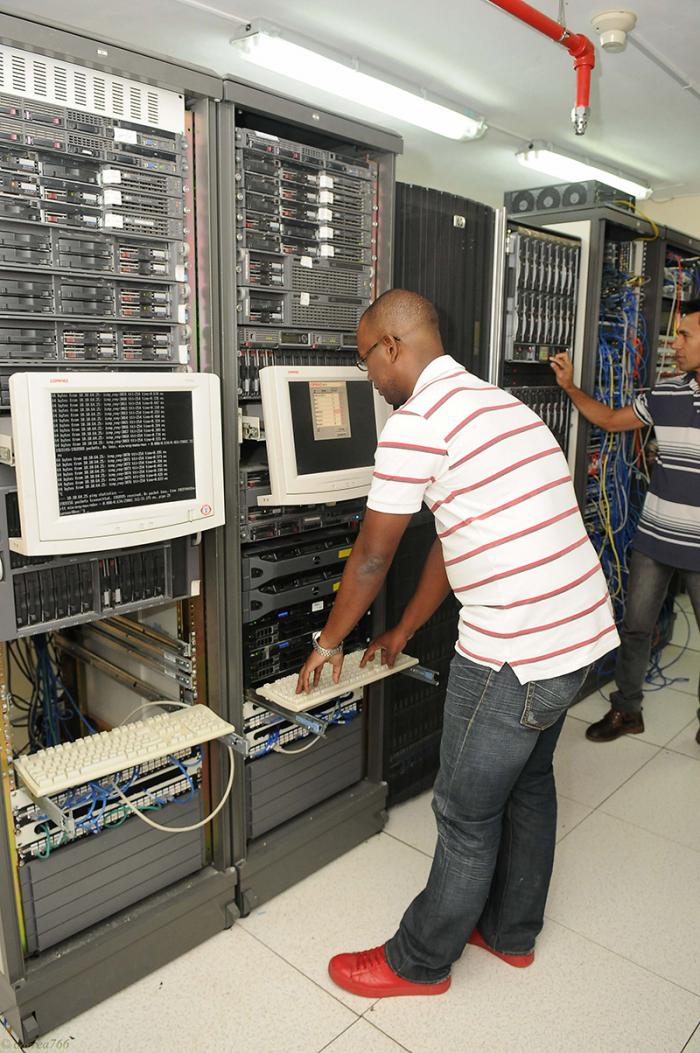 Os jovens conseguem sua realização profissional trabalhando na Infomed.